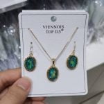 Ensemble collier et boucles d'oreilles Femme