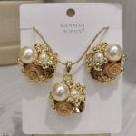 Ensemble collier et boucles d'oreilles Femme